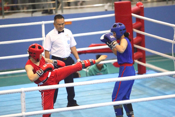 Võ đài kickboxing