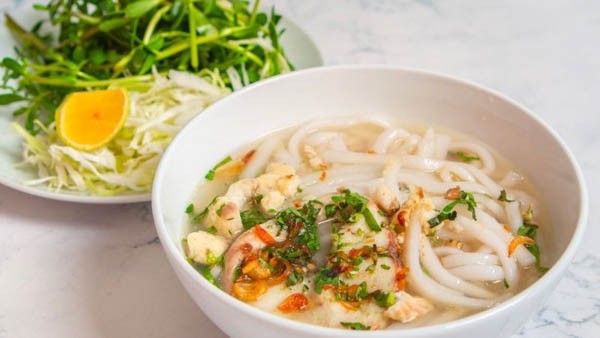 Các yếu tố ảnh hưởng đến lượng calo trong món bánh canh