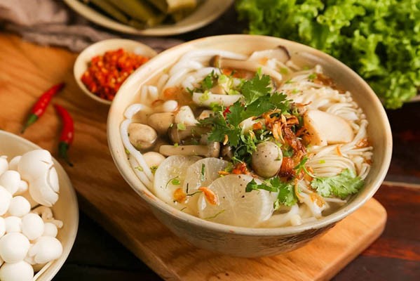 Hướng dẫn tính toán lượng calo trong món bánh canh tự làm