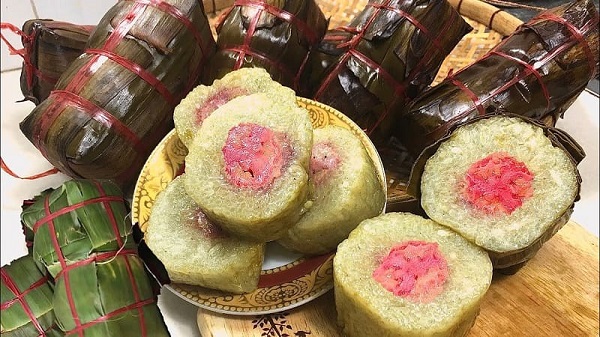 Bánh tét chủ yếu được làm từ gạo nếp