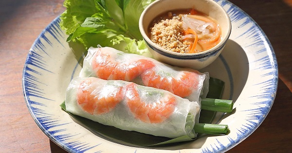 Một cuốn gỏi cuốn cỡ vừa có thể chứa từ 70 đến 150 calo