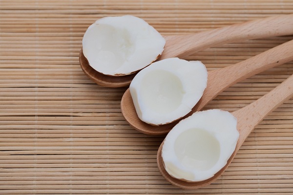 Lòng trắng trứng, hay còn gọi là albumin