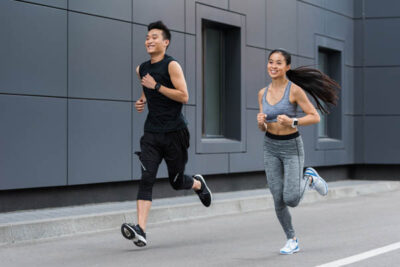 Các yếu tố ảnh hưởng đến lượng calo giảm khi chạy 1km