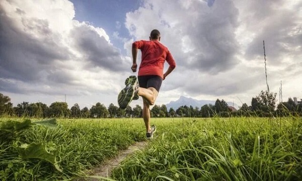 Chạy bộ buổi sáng có thể giúp kích hoạt giải phóng endorphin