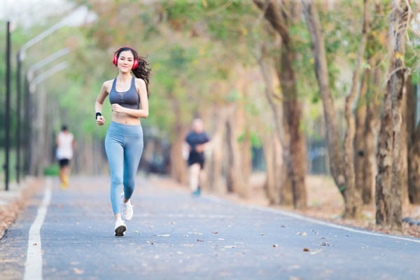 Chạy bộ có tác động tích cực đến sức khỏe tinh thần của nữ giới
