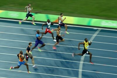 Kỷ lục 9.58 giây của Usain Bolt vẫn là một tượng đài bất khả xâm phạm